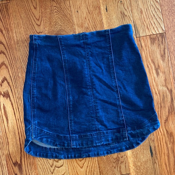 Jean mini skirt - Picture 1 of 3